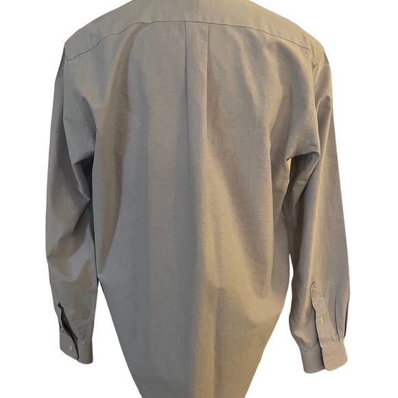 L.L. Bean blue cotton, button-down, long sleeve shirt.  Size 17 x 37.​ - Picture 4 of 7